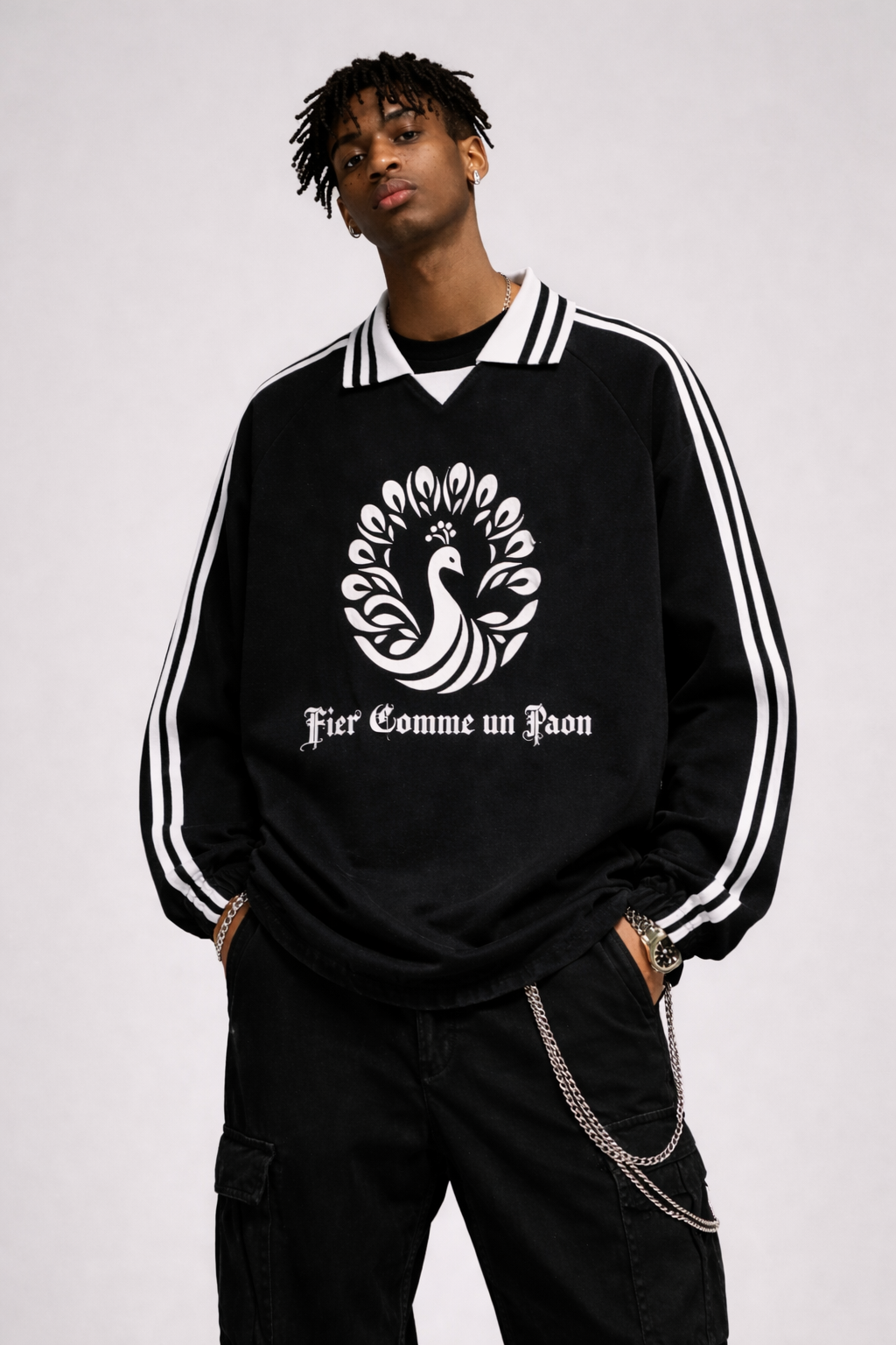 Signature Peacock Crest Sweatshirt (Black)
