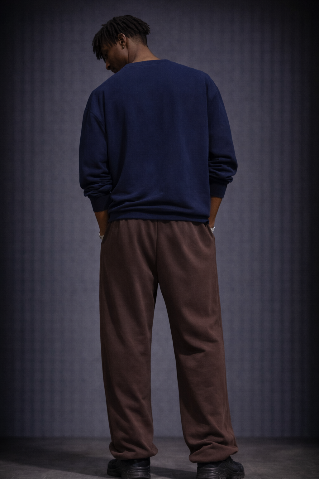 Shadow Crest Sweatpants (Brown)