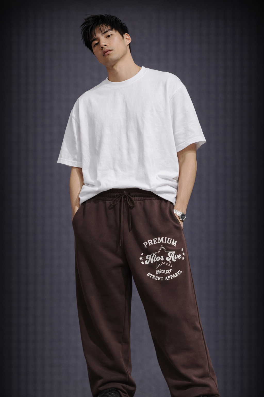 Varsity Emblem Sweatpants (Brown)